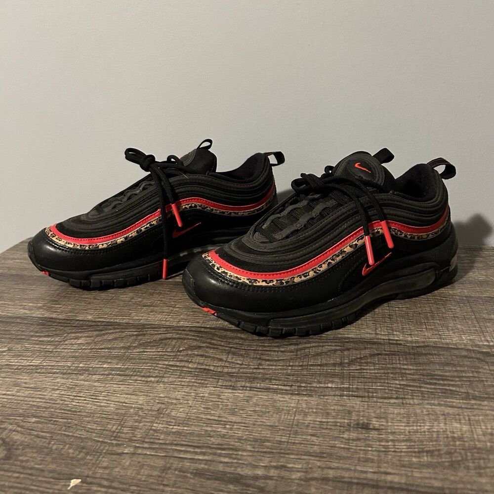 Nike AirMax 97 Womens Shoes Size 6.5 Black Red Leopard Strip Pattern